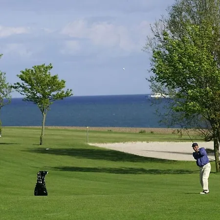 Floor By The Golf Course